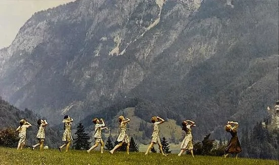 Why Old Speakers Lose Their Voice: A Ring of Rubber and the Sound of Music